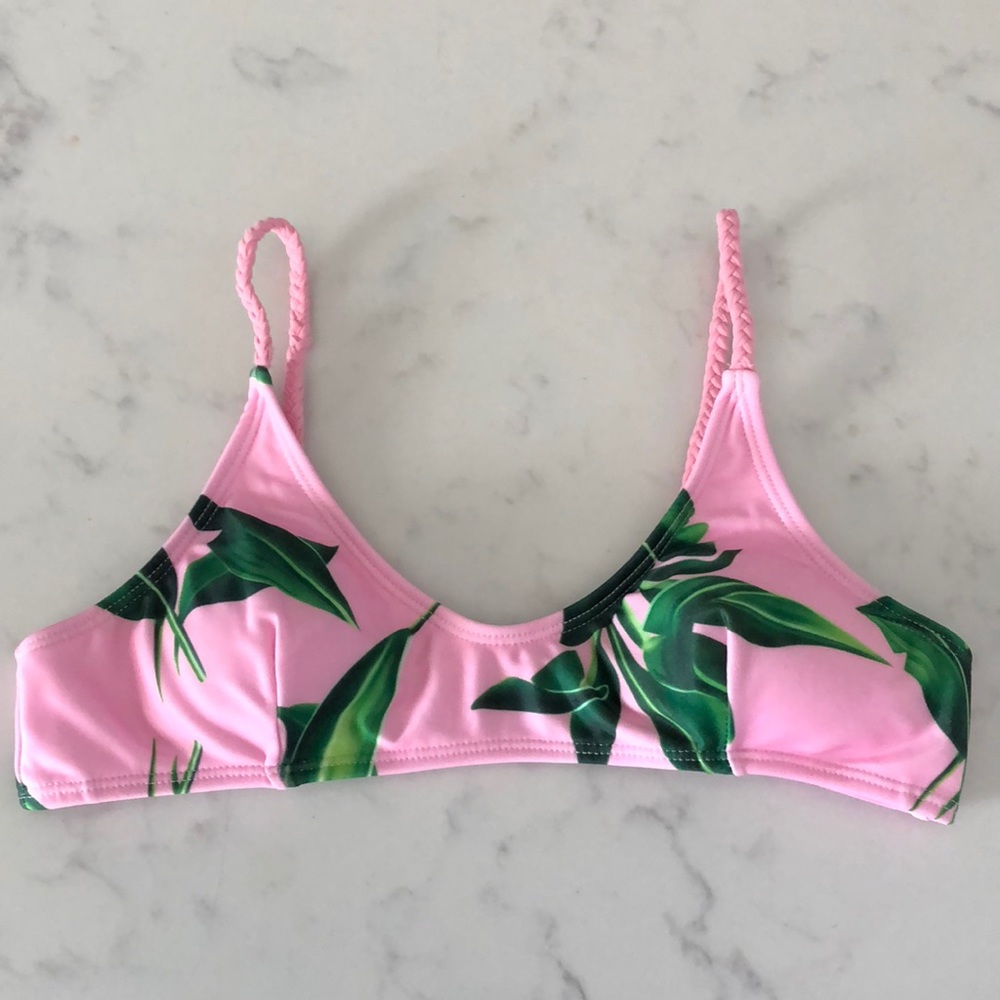 Romwe pink leaf bikini top